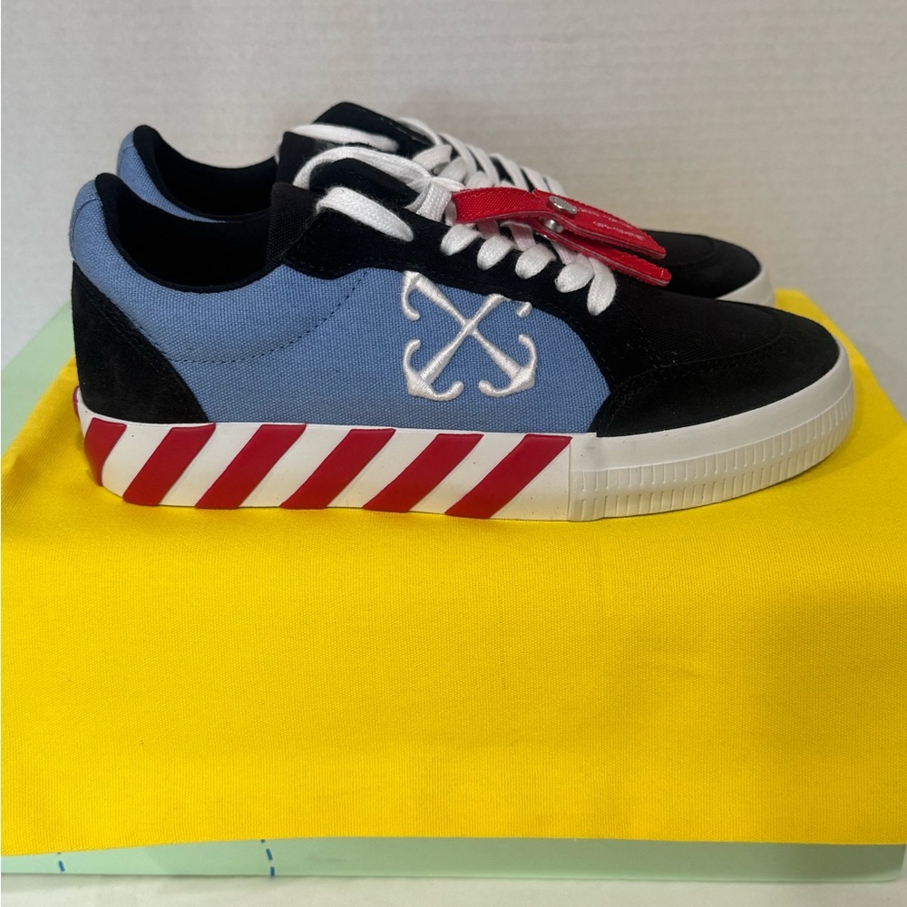 Stylish Off-white Black and Blue boys Sneakers with Red Accents